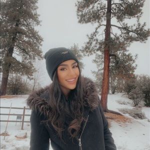 Meet your Posher, Arina